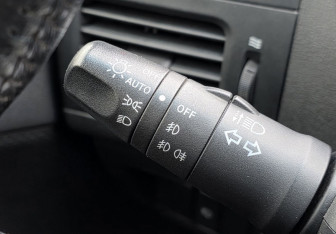 Подержанный автомобиль Nissan X-Trail 2010 года (17 фото)