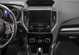 Подержанный автомобиль Subaru Forester Suv 2020 года (15 фото)