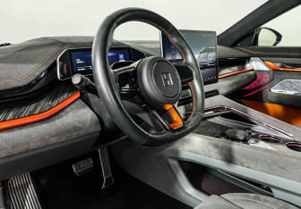 Подержанный автомобиль Zeekr 001 2023 года (13 фото)