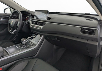 Новый Hongqi H5 2022 (5 фото)