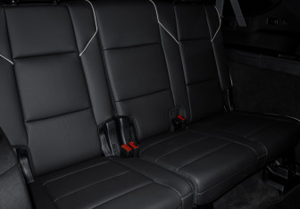 Подержанный автомобиль Cadillac Escalade Suv 2023 года (16 фото)