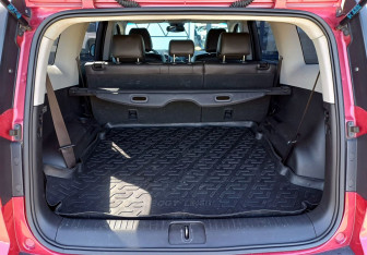 Подержанный автомобиль Chevrolet Orlando 2014 года (10 фото)
