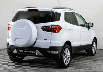 Подержанный автомобиль Ford EcoSport 2015 года (3 фото)