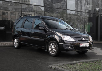Подержанный автомобиль LADA (ВАЗ) Largus Wagon 2020 года (3 фото)