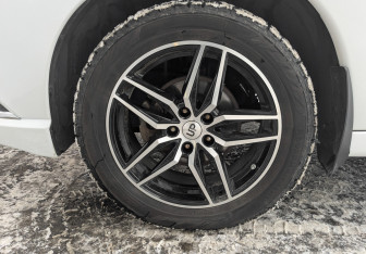 Подержанный автомобиль Mitsubishi Outlander 2022 года (18 фото)