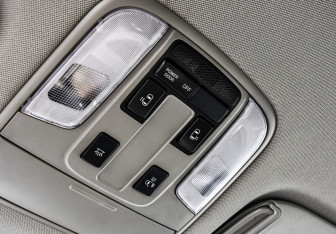 Подержанный автомобиль Kia Carnival 2019 года (26 фото)