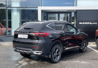 Подержанный автомобиль Haval F7 2021 года (5 фото)