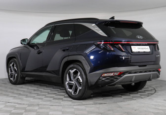 Подержанный автомобиль Hyundai Tucson 2022 года (7 фото)