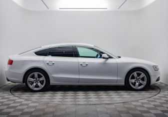 Подержанный автомобиль Audi A5 Liftback 2012 года (6 фото)