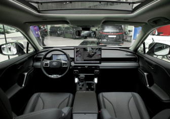 Новый Toyota RAV4 2026 (10 фото)
