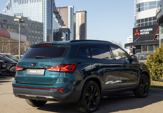 Подержанный автомобиль Jetta VS7 2023 года (3 фото)