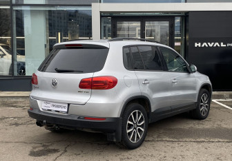 Подержанный автомобиль Volkswagen Tiguan 2011 года (5 фото)