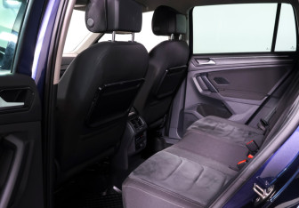 Подержанный автомобиль Volkswagen Tiguan 2017 года (12 фото)