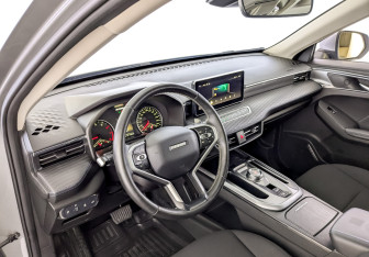 Подержанный автомобиль Haval Jolion 2021 года (16 фото)