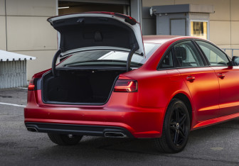 Подержанный автомобиль Audi A6 Sedan 2017 года (22 фото)