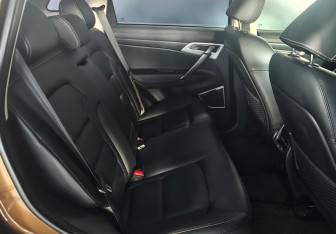 Подержанный автомобиль Geely Atlas 2019 года (11 фото)