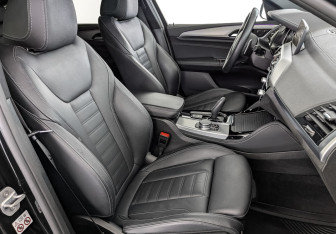 Подержанный автомобиль BMW X4 2019 года (24 фото)