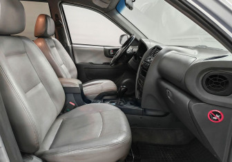 Подержанный автомобиль Hyundai Santa Fe 2009 года (9 фото)