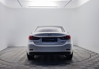 Подержанный автомобиль Mazda 6 Sedan 2013 года (6 фото)