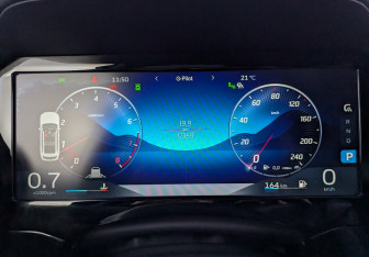 Подержанный автомобиль Geely Monjaro 2024 года (13 фото)