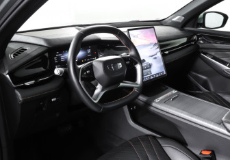 Подержанный автомобиль Geely Preface 2024 года (15 фото)