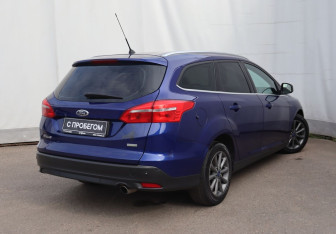 Подержанный автомобиль Ford Focus Wagon 2016 года (4 фото)