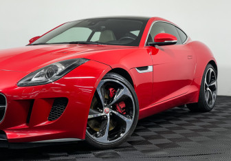 Подержанный автомобиль Jaguar F-Type Coupe 2015 года (21 фото)