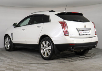 Подержанный автомобиль Cadillac SRX 2013 года (7 фото)