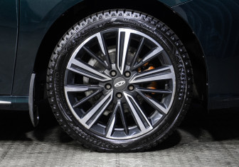 Подержанный автомобиль Chery Arrizo 8 2023 года (27 фото)