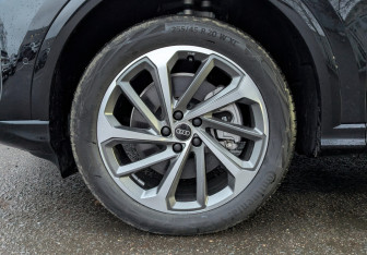 Новый Audi Q5 2025 (7 фото)