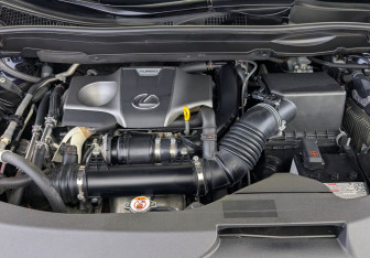 Подержанный автомобиль Lexus RX 2020 года (9 фото)