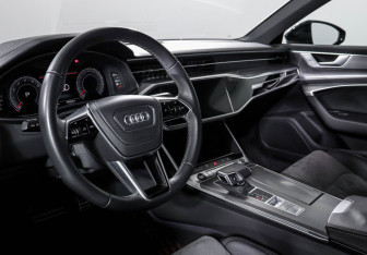 Подержанный автомобиль Audi A6 Sedan 2024 года (14 фото)