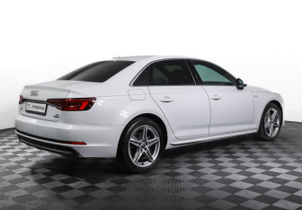 Подержанный автомобиль Audi A4 Sedan 2018 года (5 фото)