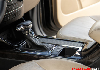 Подержанный автомобиль Kia Sorento 2012 года (14 фото)