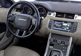 Подержанный автомобиль Land Rover Range Rover Evoque 2016 года (30 фото)