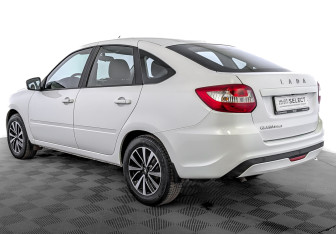 Подержанный автомобиль LADA (ВАЗ) Granta Liftback 2024 года (7 фото)