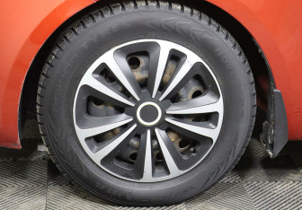 Подержанный автомобиль Kia Rio Sedan 2012 года (6 фото)