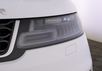Подержанный автомобиль Land Rover Range Rover Sport 2020 года (11 фото)