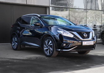 Подержанный автомобиль Nissan Murano Suv 2017 года (3 фото)