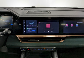 Подержанный автомобиль Geely Monjaro 2023 года (27 фото)