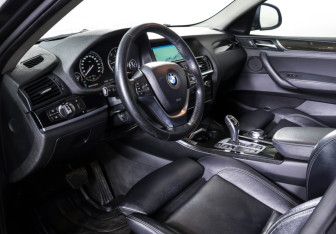 Подержанный автомобиль BMW X4 2015 года (16 фото)