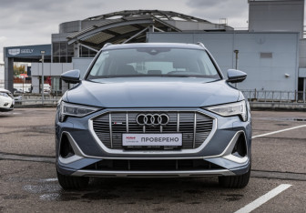 Новый Audi e-tron 2022 (3 фото)