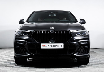 Подержанный автомобиль BMW X6 2020 года (2 фото)