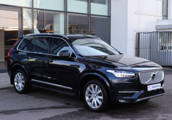 Подержанный автомобиль Volvo XC90 2015 года (3 фото)