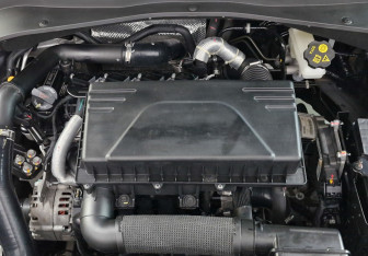 Подержанный автомобиль Москвич 3 2023 года (9 фото)