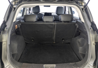 Подержанный автомобиль Москвич 3 2023 года (10 фото)