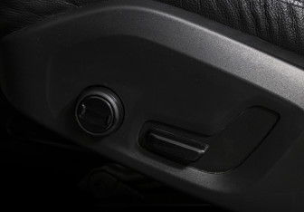 Подержанный автомобиль Volvo XC60 2019 года (15 фото)