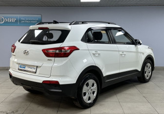 Подержанный автомобиль Hyundai Creta 2017 года (5 фото)