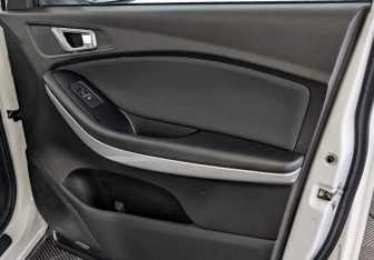 Подержанный автомобиль Chery Tiggo 7 2019 года (25 фото)