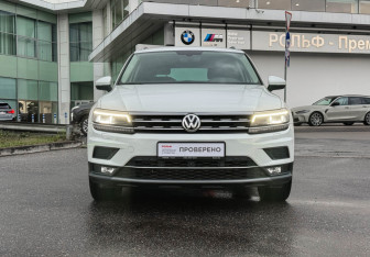 Подержанный автомобиль Volkswagen Tiguan 2017 года (2 фото)